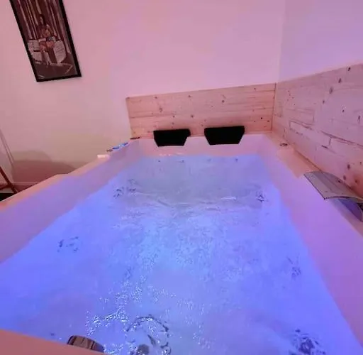 Apartment A0 Grand Appartement, Jaccuzi, Et Exterieur Thermal Artem A 200m