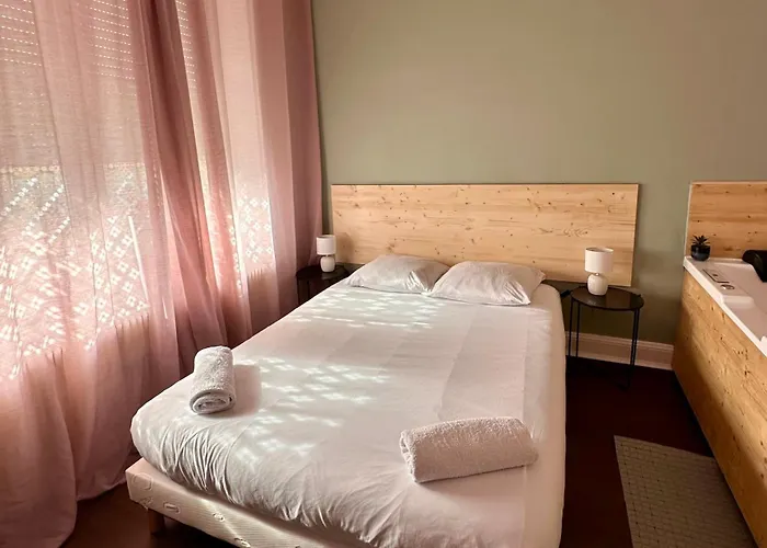 A0 Grand Appartement, Jaccuzi, Et Extérieur Thermal Artem à 200m Apartamento